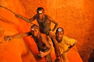 Arbeiter in einer Mine im Kongo
